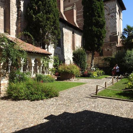 Appartement Dans Le Cloitre Saint Salvy A Albi. Екстериор снимка