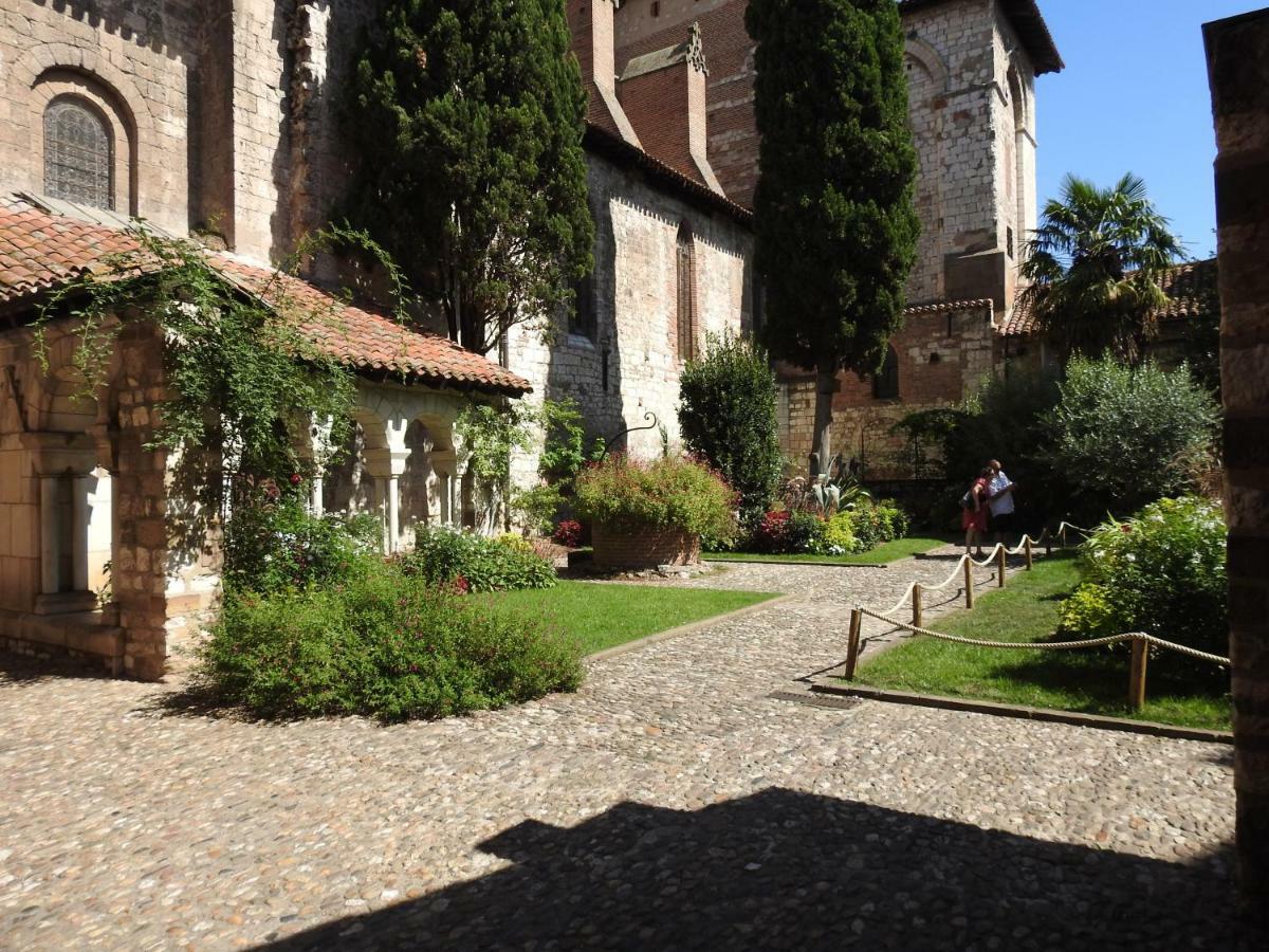 Appartement Dans Le Cloitre Saint Salvy A Albi. Екстериор снимка